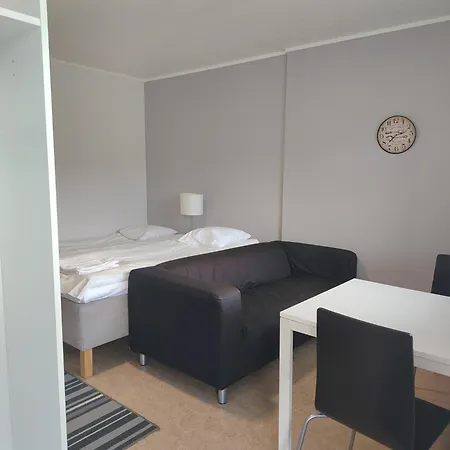 アパート Lodge Hostel Kuusamo クーサモ