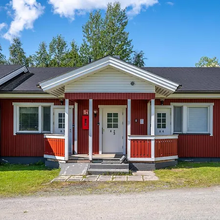 Lodge Hostel Kuusamo * クーサモ